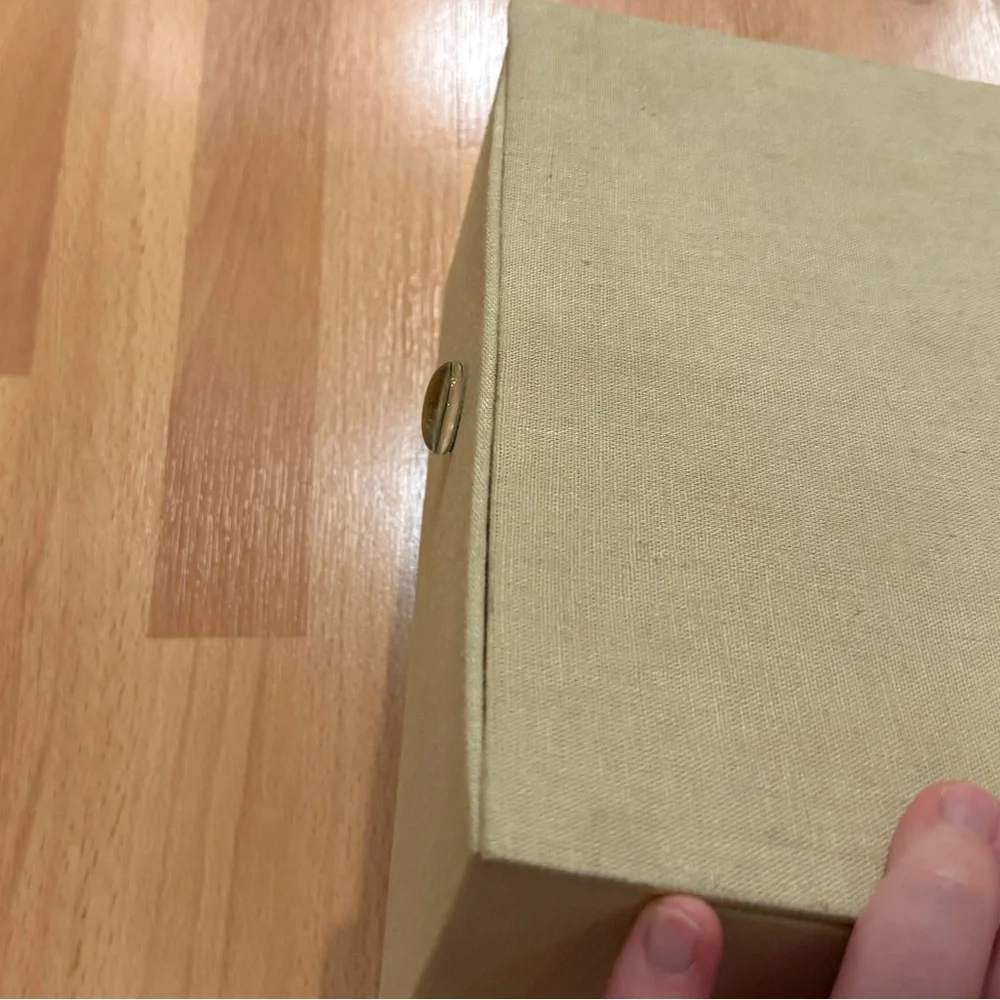 Northern Traditions beige fabric